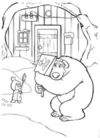Раскраски, мультфильм маша и медведь, игра в снежки возле дома 