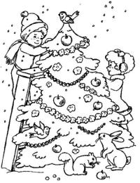 Новогодние раскраски, дети наряжают елку 