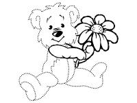 Детские раскраски по точкам, медвежонок с ромашкой 